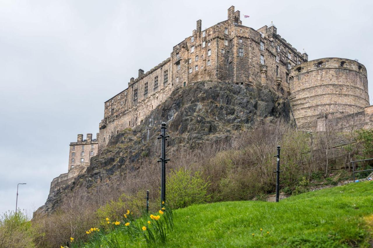 Kings Stables, Grassmarket Villa Edinburgh Exterior foto