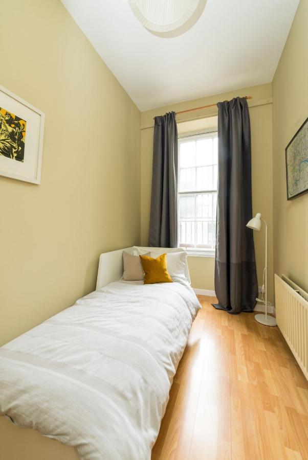 Kings Stables, Grassmarket Villa Edinburgh Exterior foto